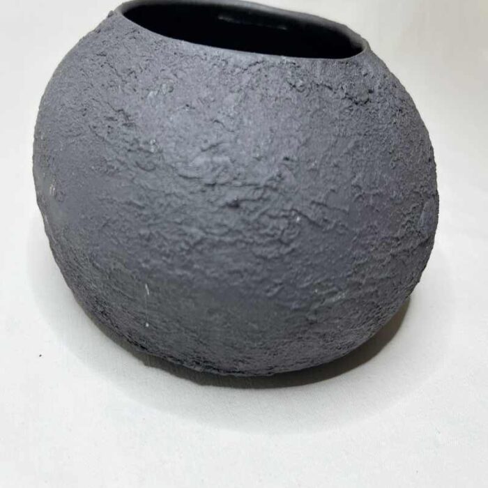 vase_black (1) vase_black (1)