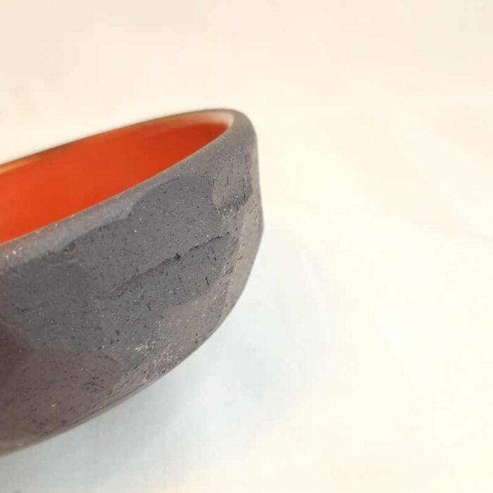 bowl_red_blackclay1
