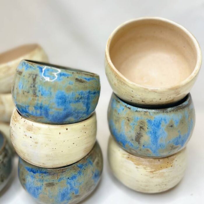 cups_blue_beige2
