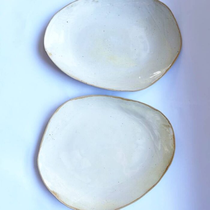 beige_irregular_plates3 beige_irregular_plates3