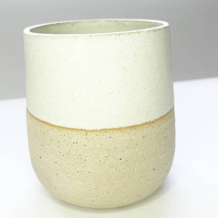 beige_vase3_3 beige_vase3_3