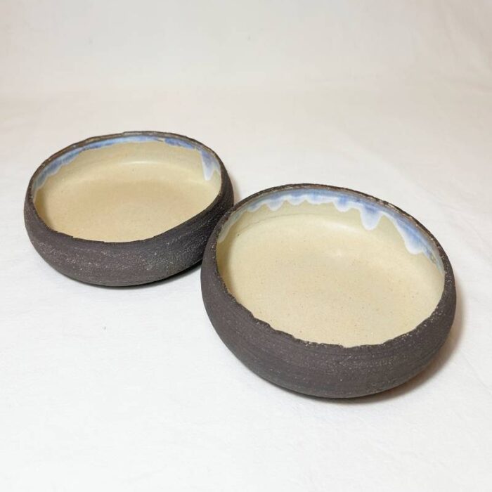 black_bowl_yellow